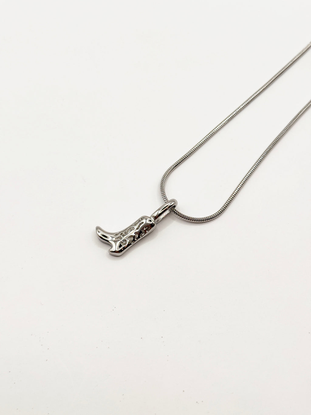 Collar Saray